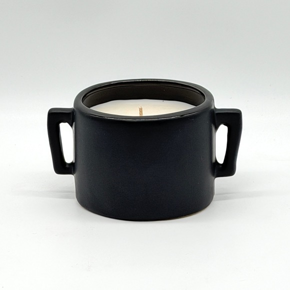 Apothecary Guild Nala Fig Vetiver Candle Matte Black Ceramic Face Jar 10oz Zodax - Picture 6 of 7